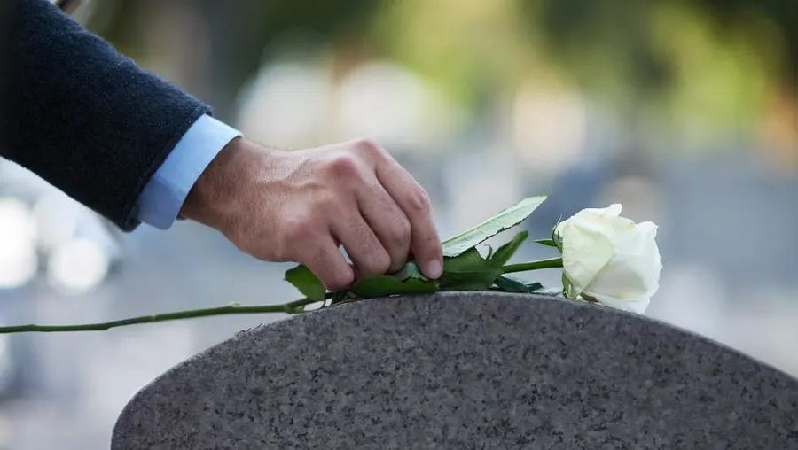 The Benefits of Funeral Service Packages: Are They Worth It?